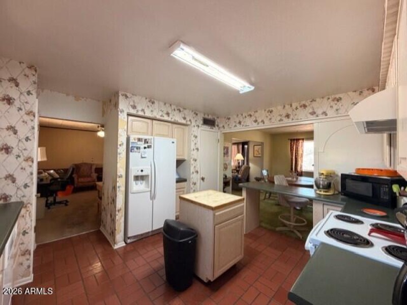 978b7690-7e82-4fe9-af3d-f79dc3bb8b2e