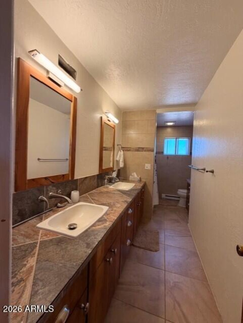 d30c44f8-0d1f-4e7e-980d-e069f154a0ee