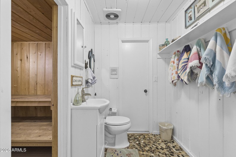 Half Bath | Pool Bathroom