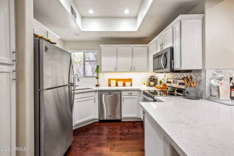 Updated Quartz Countertops