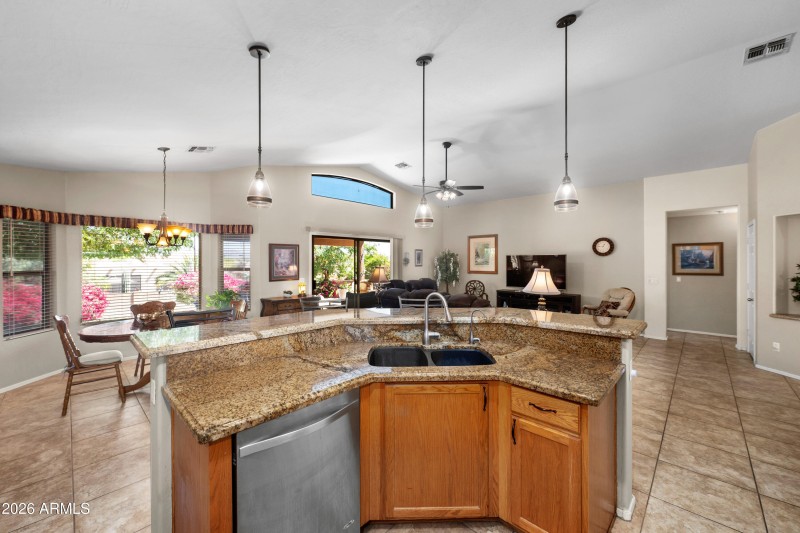 6405-S-Kiva-Circle-19