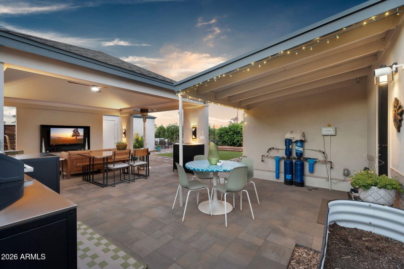 twilight patio 938 W Portland