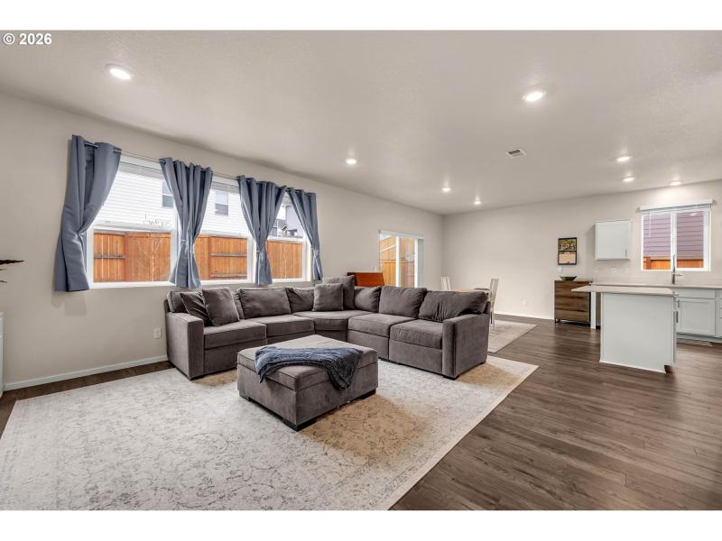 Living Room/Dining Room