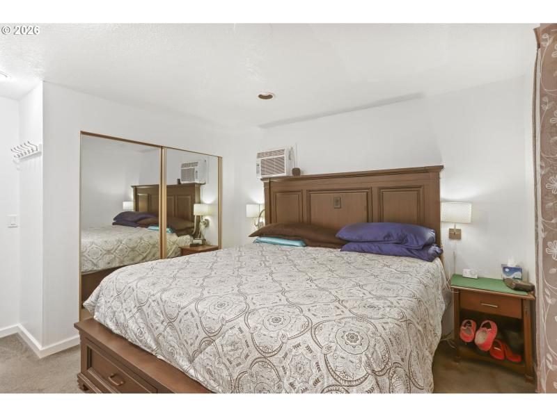 Owner's Suite Bedroom