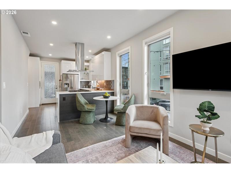 Living Room/Dining Room