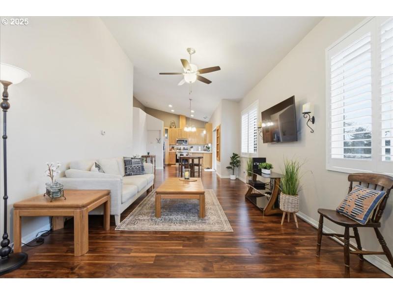 Living Room/Dining Room