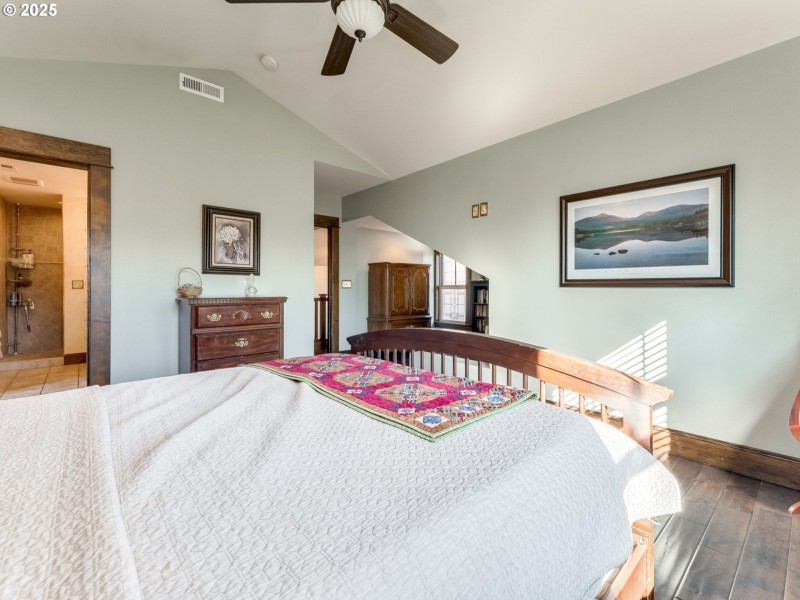 Bedroom, Owner's Suite