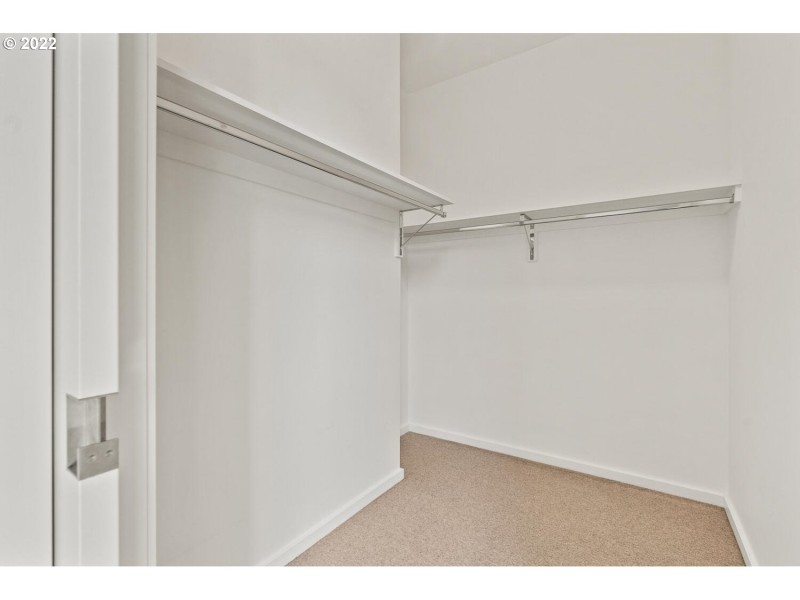 Bedroom, Primary