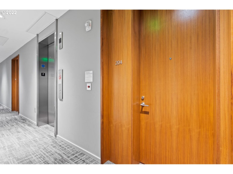Entrance/Foyer