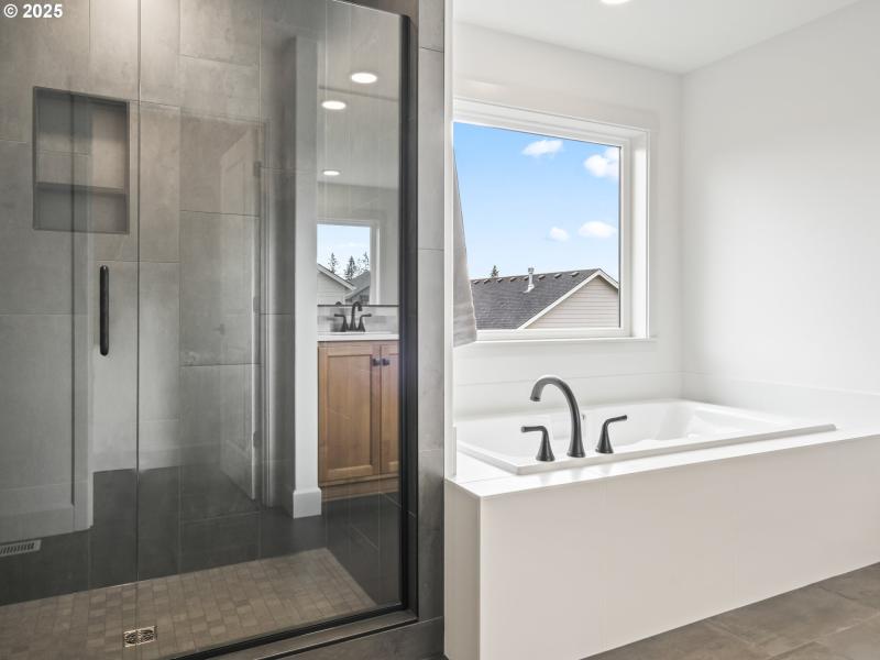 Owner's Suite Bathroom