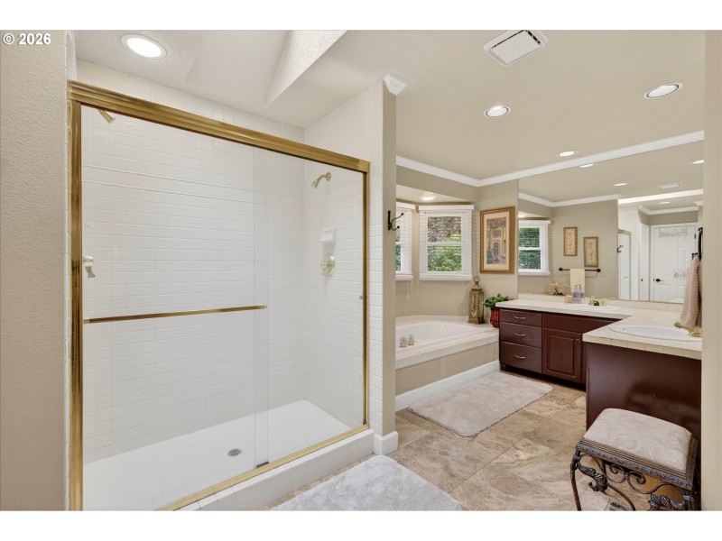 Owner's Suite Bathroom