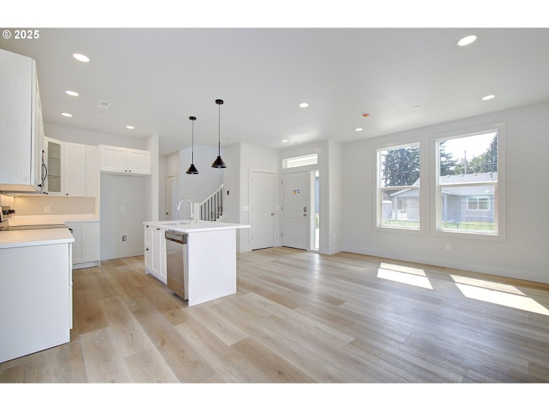Living Room/Dining Room