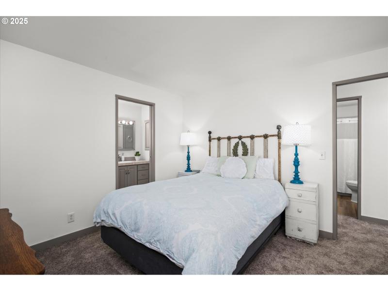 Bedroom, Owner's Suite