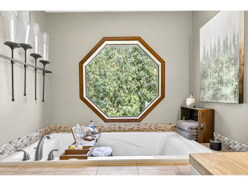 Owner's Suite Bathroom