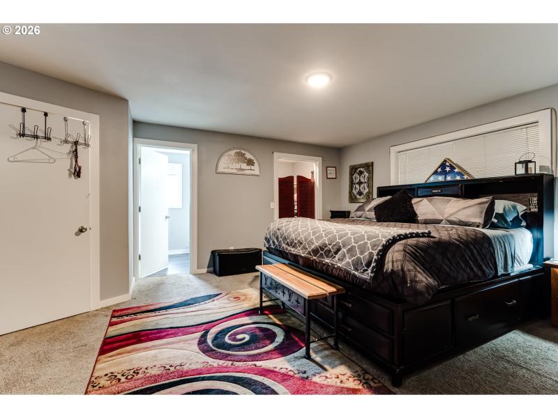 Bedroom, Owner's Suite