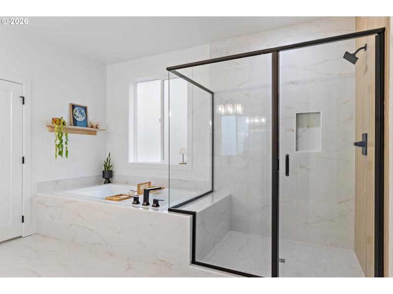 Owner's Suite Bathroom