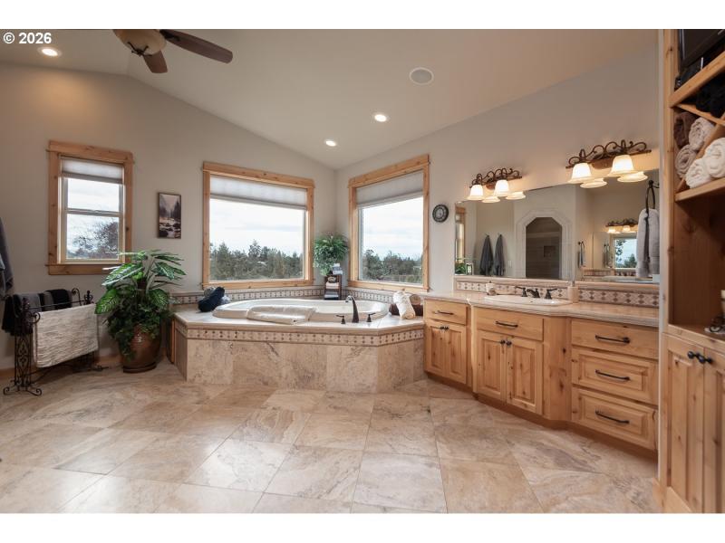 Owner's Suite Bathroom