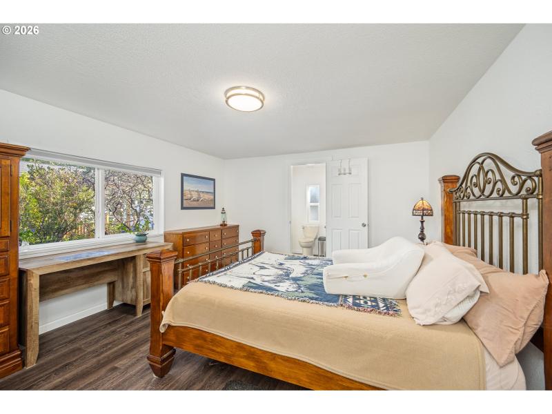 Owner's Suite Bedroom