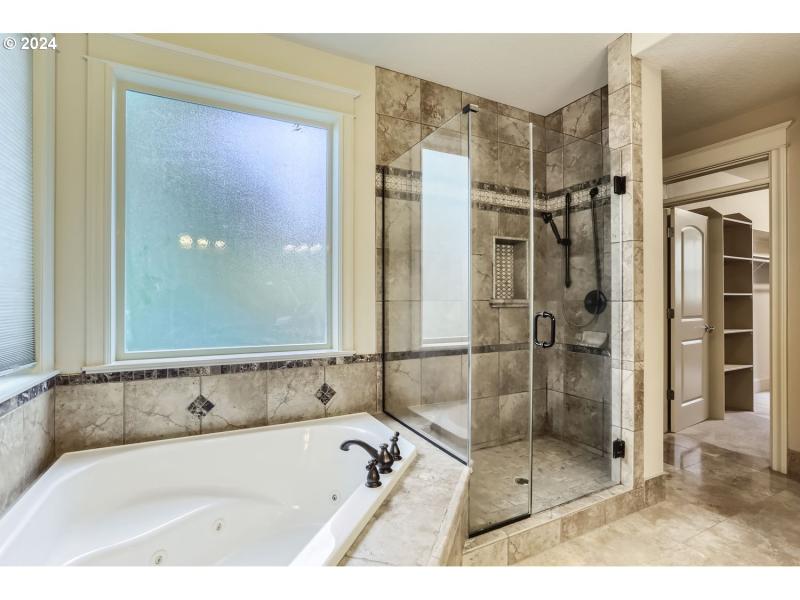 Owner's Suite Bathroom