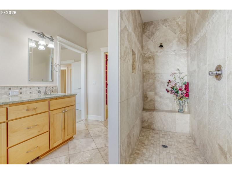 Owner's Suite Bathroom