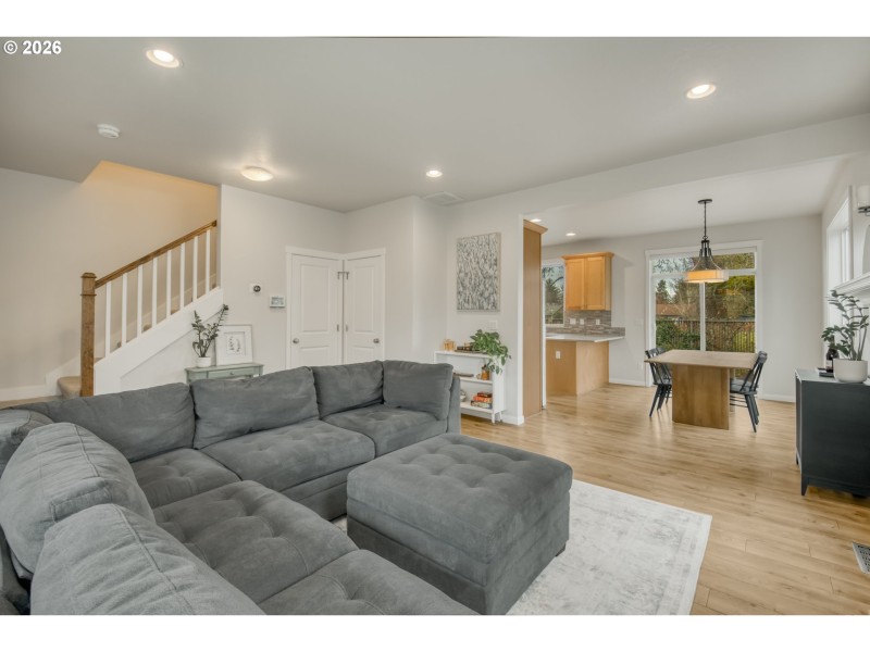 Living Room/Dining Room