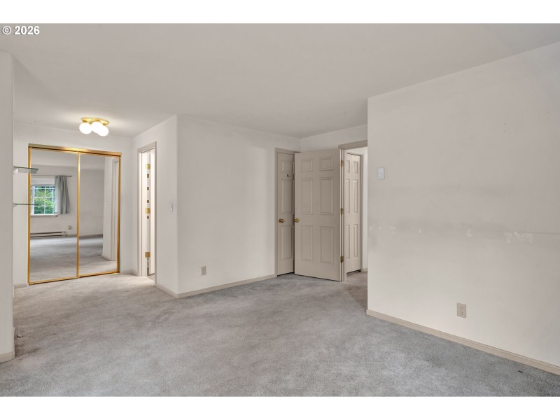 Bedroom, Owner's Suite