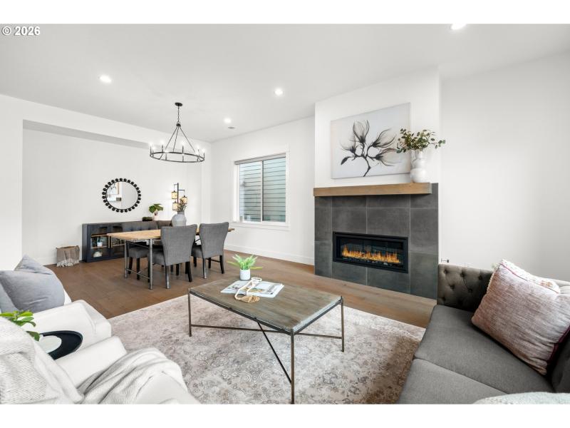 Living Room/Dining Room