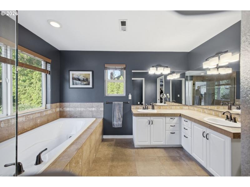 Owner's Suite Bathroom