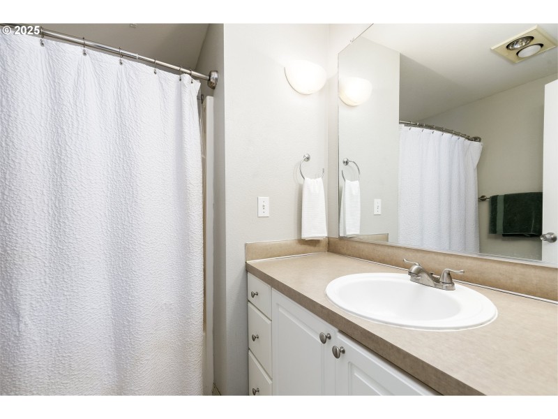 Attached Bathroom #2