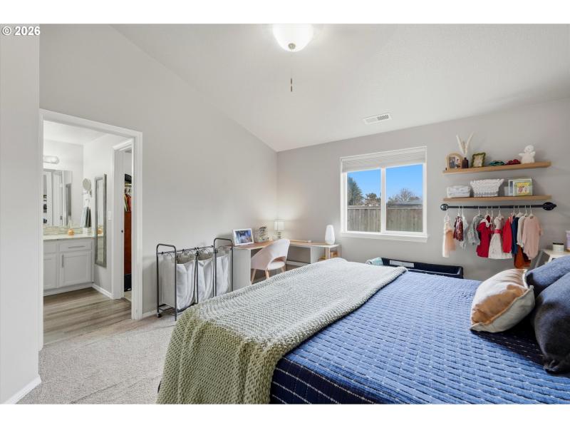 Bedroom, Owner's Suite