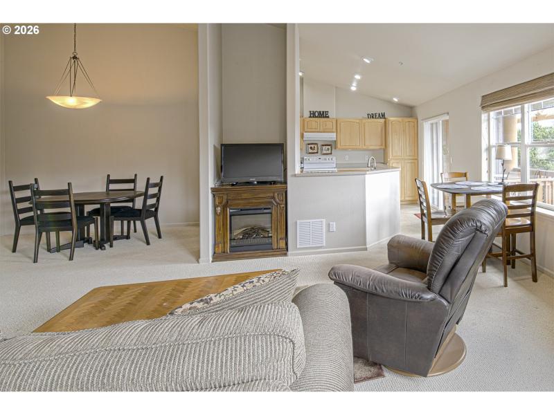 Living Room/Dining Room