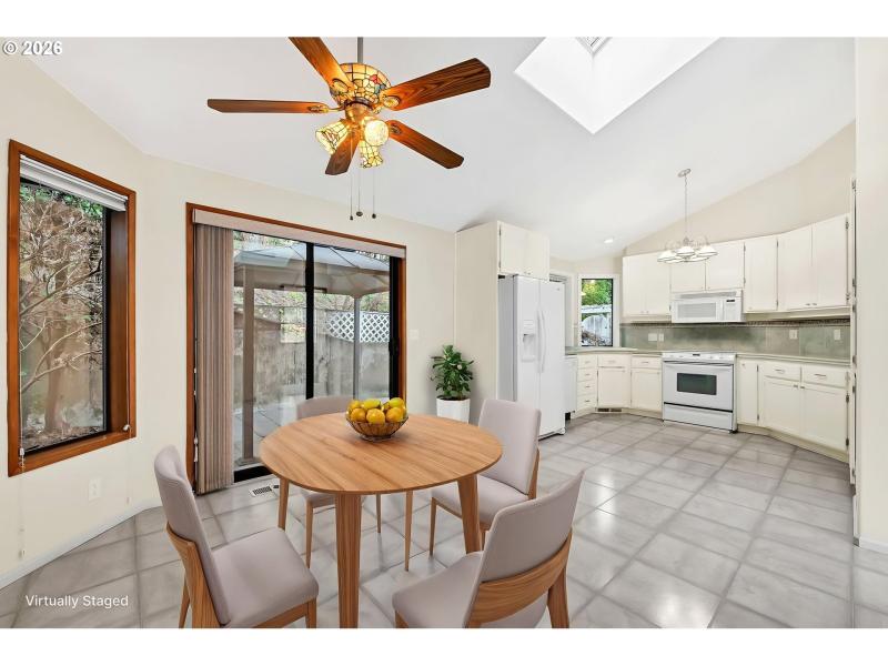 Living Room/Dining Room