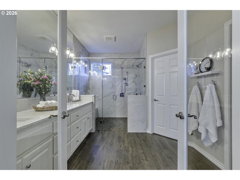 Owner's Suite Bathroom