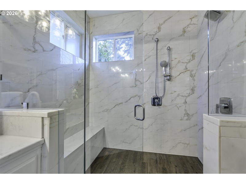 Owner's Suite Bathroom