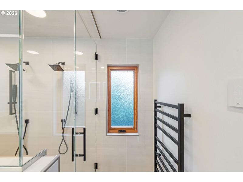 Owner's Suite Bathroom