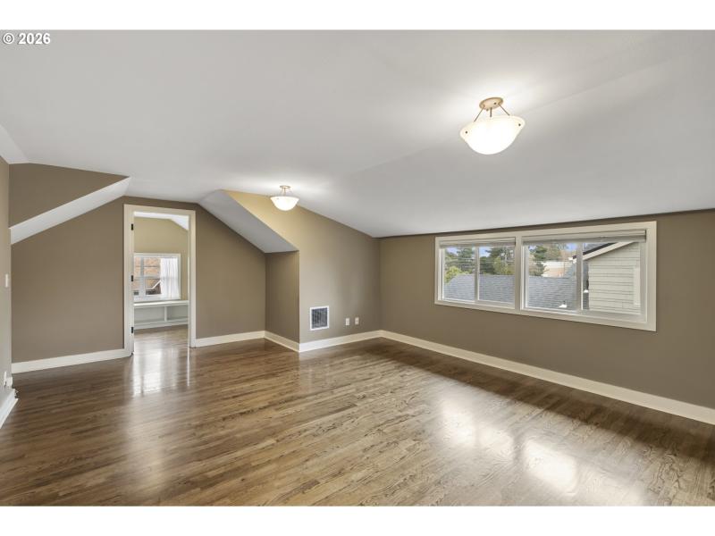 Bedroom, Owner's Suite