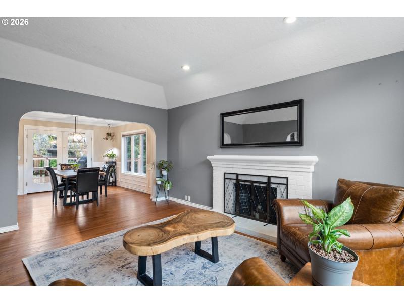 Living Room/Dining Room