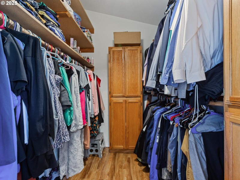 Bedroom, Owner's Suite