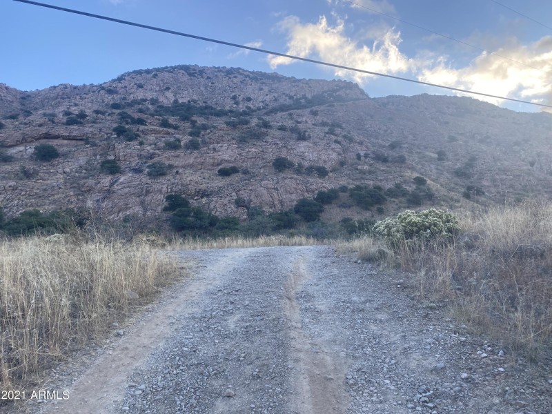 58E858F2-F9EC-495B-BB0E-B3DDF897C2D1