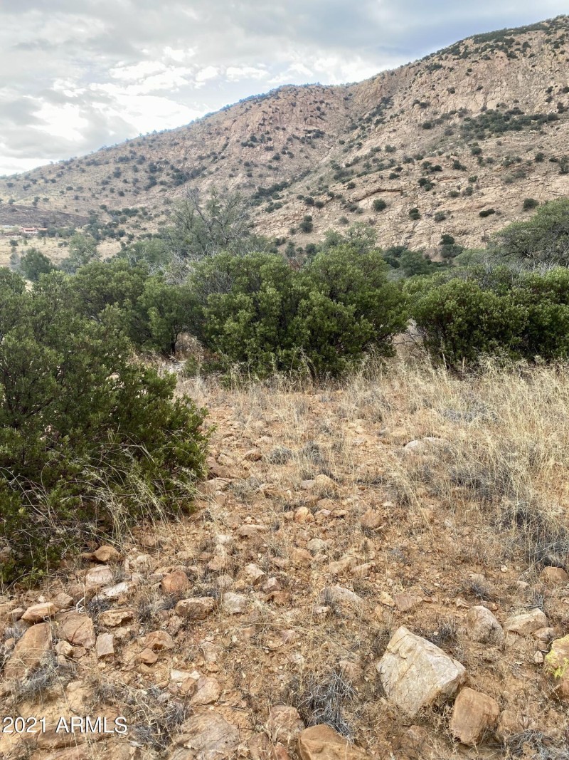 4C6DFA44-6390-4B48-A07F-0A52E3F3C00E