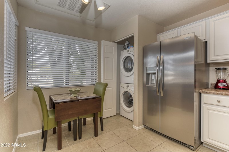 Casual Dining ~ Laundry