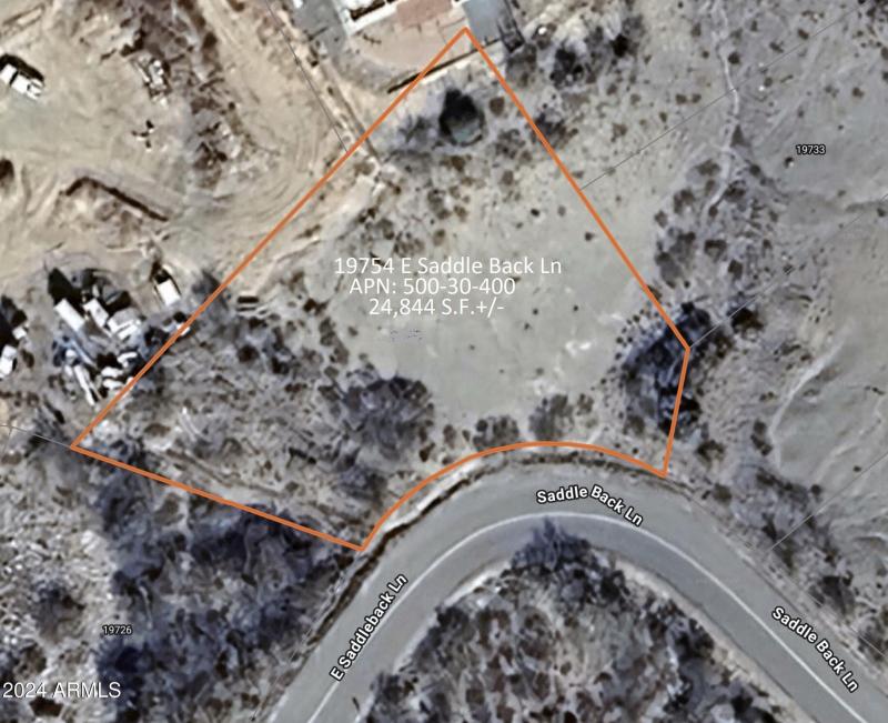 19754 E SADDLE BACK LN