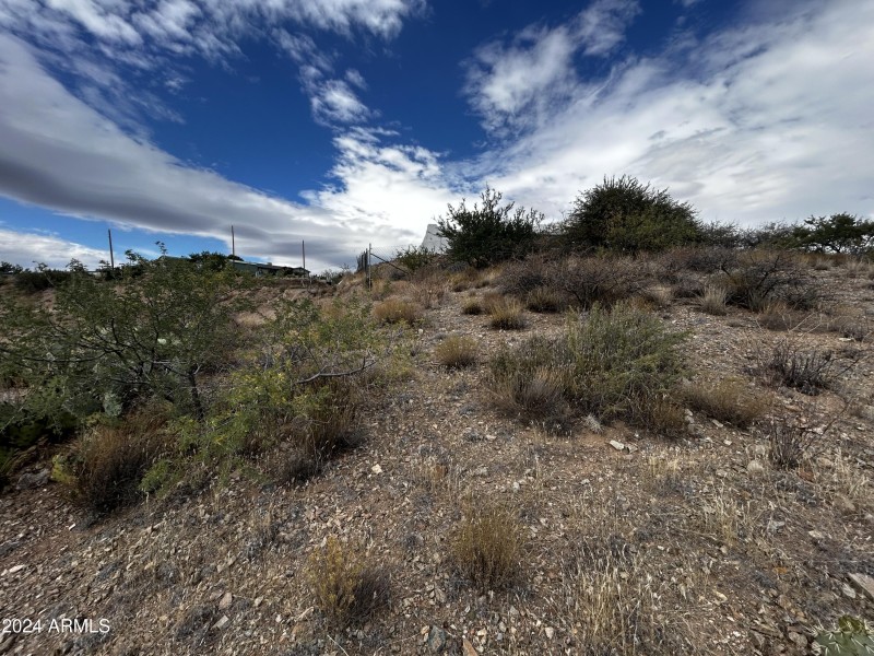 19754 E SADDLE BACK LN