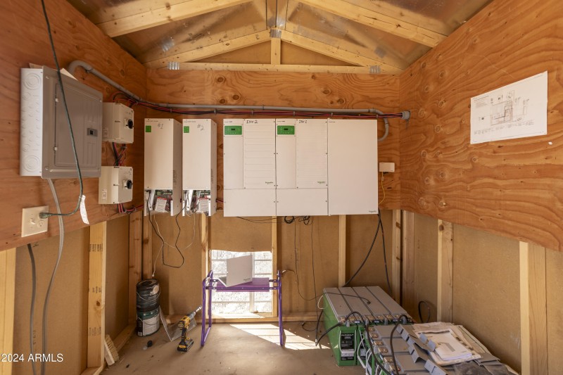 Solar battery & inverter shed