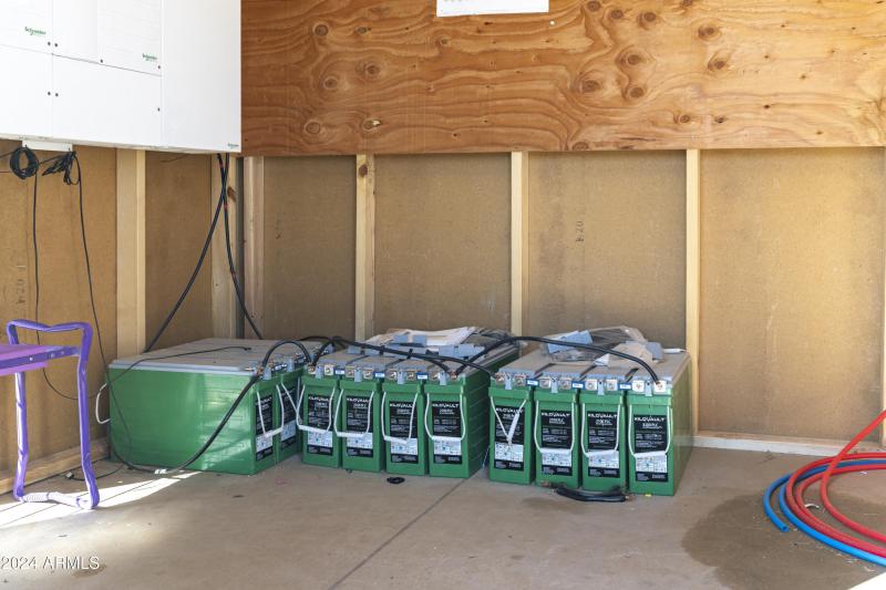 Solar battery & inverter shed
