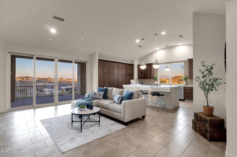 19-web-or-mls-10031-n-palisades-blvd