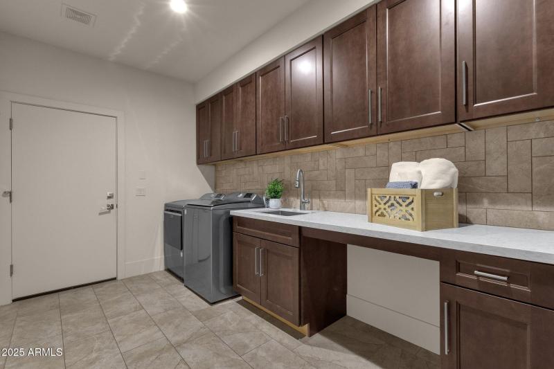 61-web-or-mls-10031-n-palisades-blvd