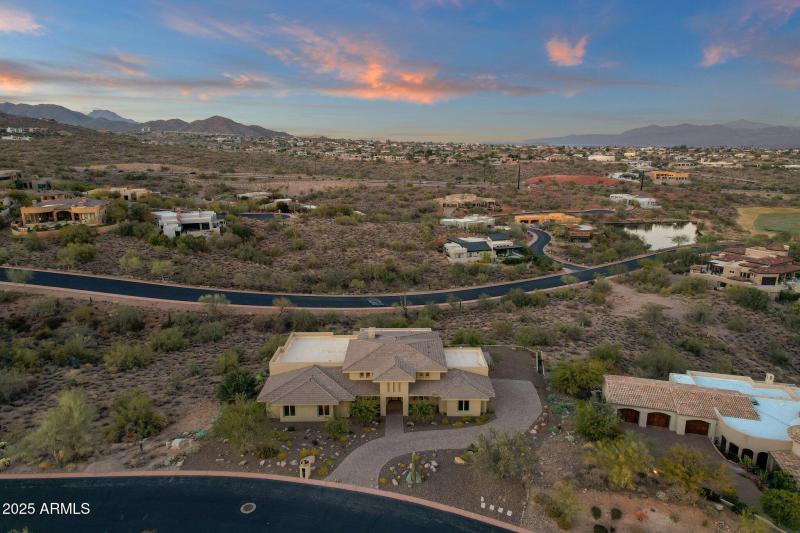 86-web-or-mls-10031-n-palisades-blvd