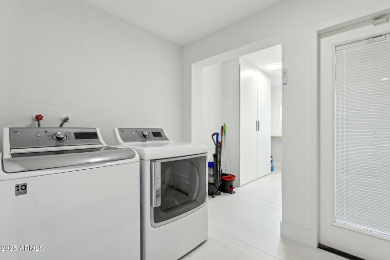 Laundry & Storage Room