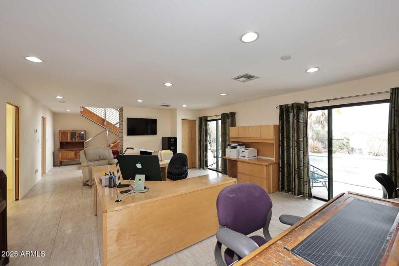 Home Office-3rd Bedroom2